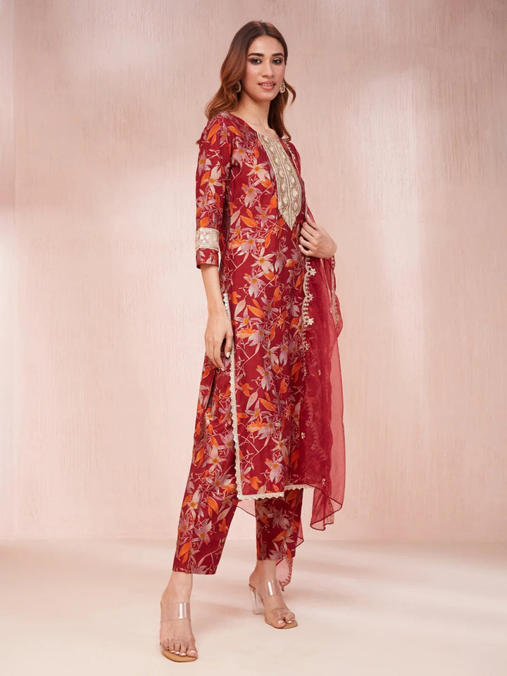 Maroon Floral Print Sequins_Work Straight Kurta Trouser And Dupatta Set-Yufta Store-1784SKDMRS