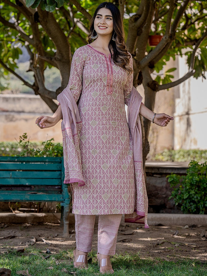 Pink Cotton Three Quarter Regular Sleeves Straight Kurta Dupatta Set-Yufta Store-1830SKDPKS