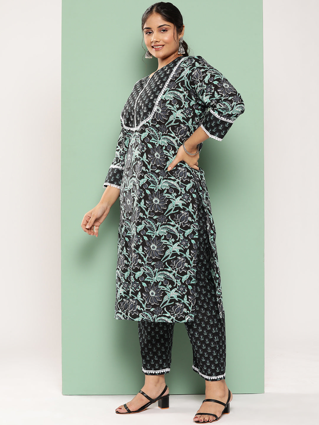 Plus Size Floral Printed Sequined Pure Cotton Kurta with Trousers & Dupatta-Yufta Store-1345PSKDBK3XL