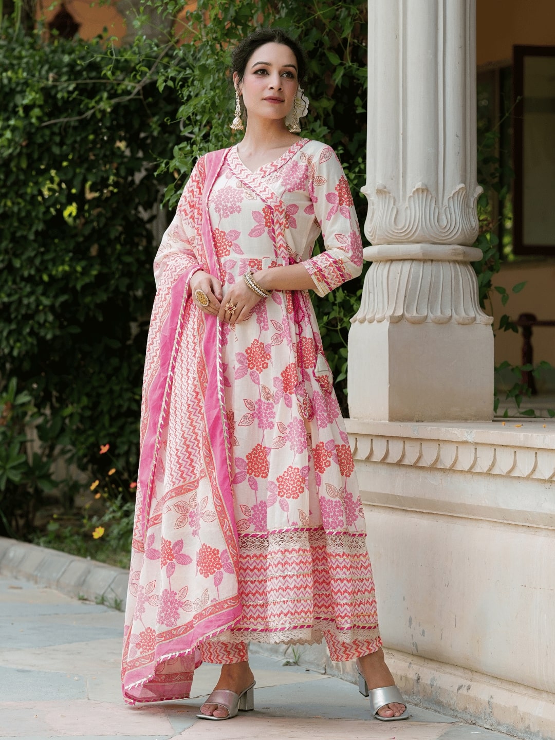 White Floral Printed Angrakha Pure Cotton Kurta with Trousers with dupatta Set-Yufta Store-1314SKDWHS