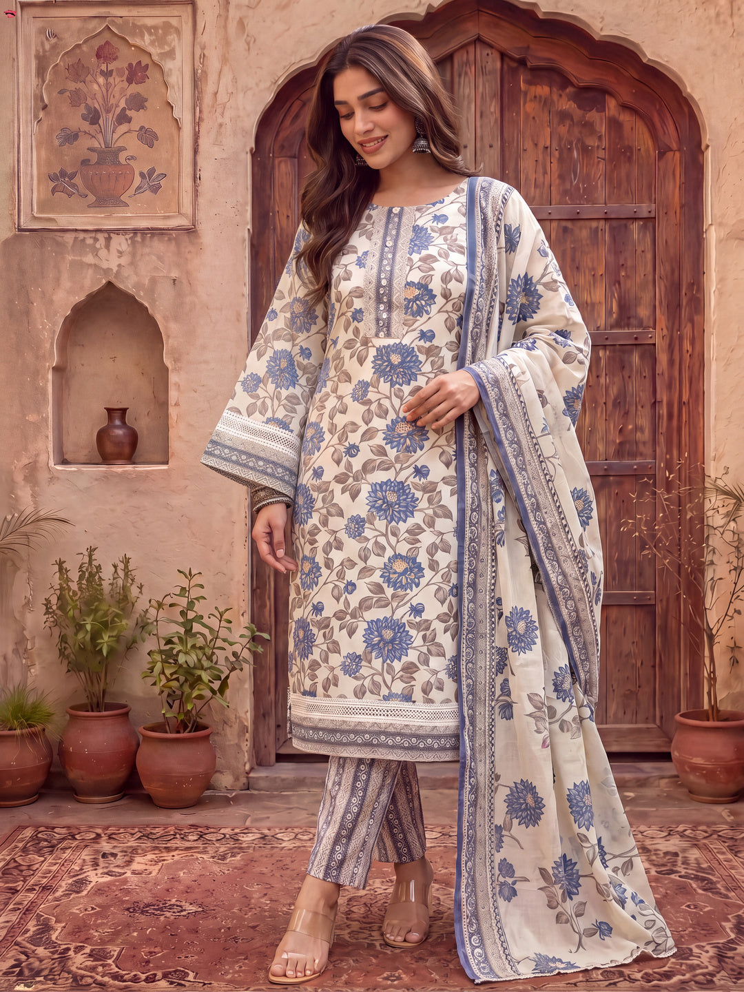 Blue And Off White Cotton Pakistani Style Kurta Dupatta Set