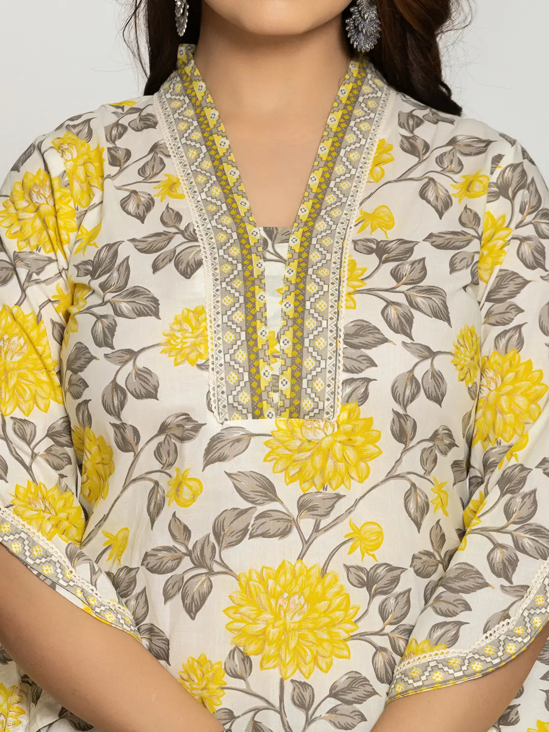 Yellow And Off White Cotton Pakistani Style Kurta Dupatta Set-Yufta Store-1007SKDYLS