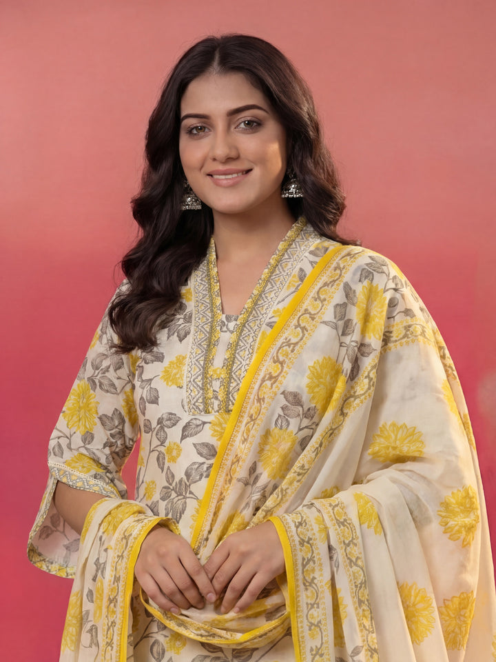 Yellow And Off White Cotton Pakistani Style Kurta Dupatta Set