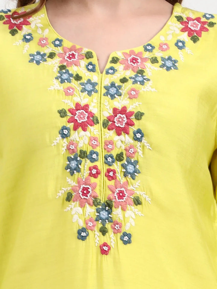 Mul Chanderi Lemon Yellow Kurta Dupatta Pant Set