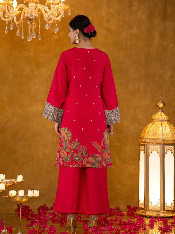 Pink Pakistani Style Kurta Dupatta Set