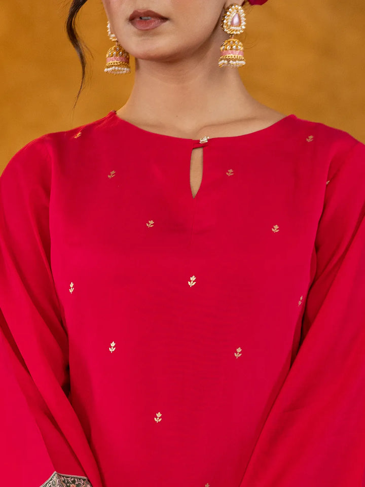 Pink Pakistani Style Kurta Dupatta Set