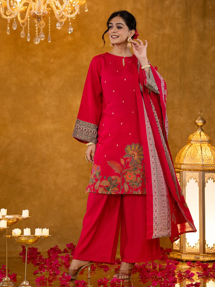 Pink Pakistani Style Kurta Dupatta Set