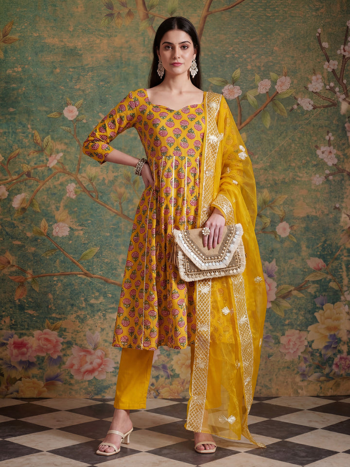 Mustard Cotton Gotta Work Kurta Set With Pant Dupatta