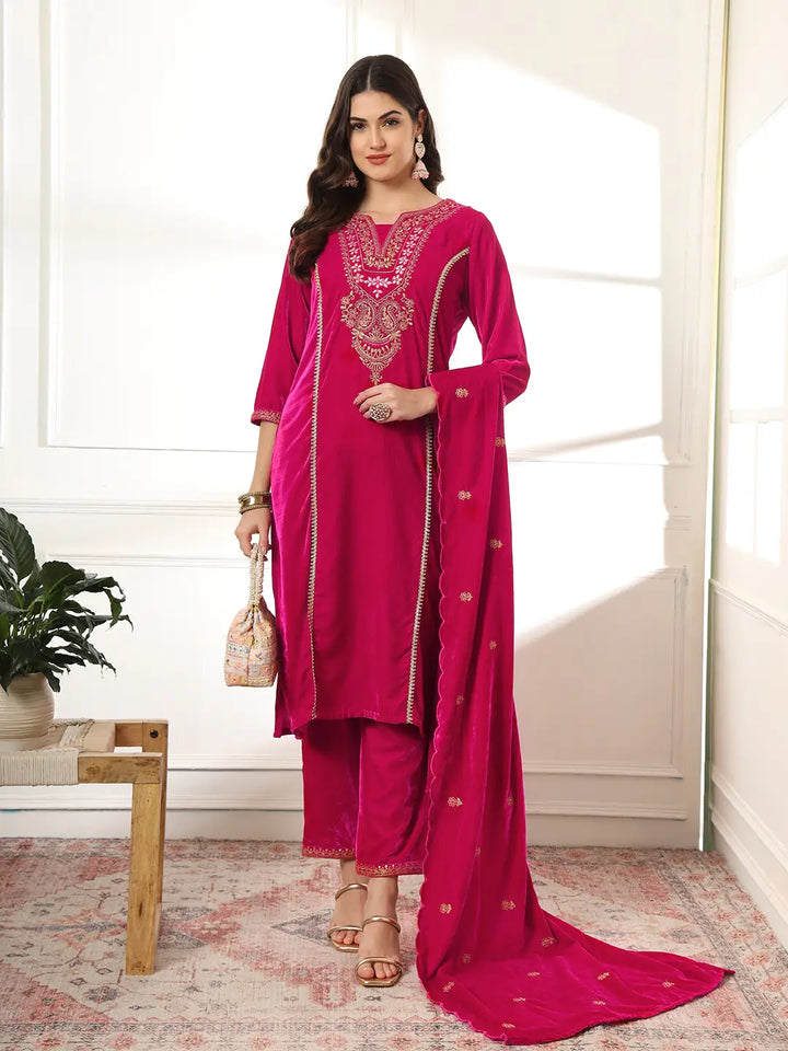 Velvet Pink Kurta Dupatta Set With Embroidery