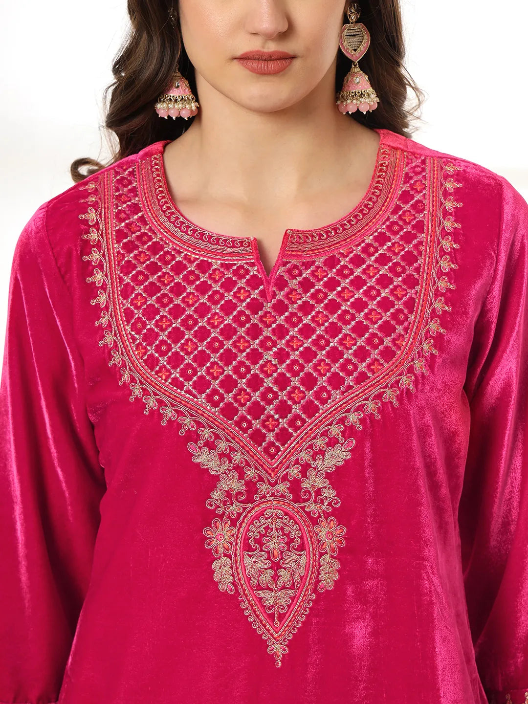 Pink Velvet Kurta Dupatta Set With Embroidery