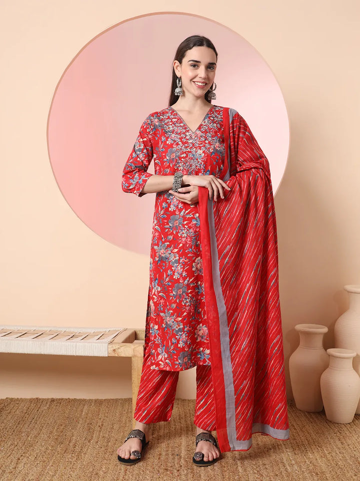 Red Pure Cotton Thread_Work Straight Kurta Dupatta Pant Set