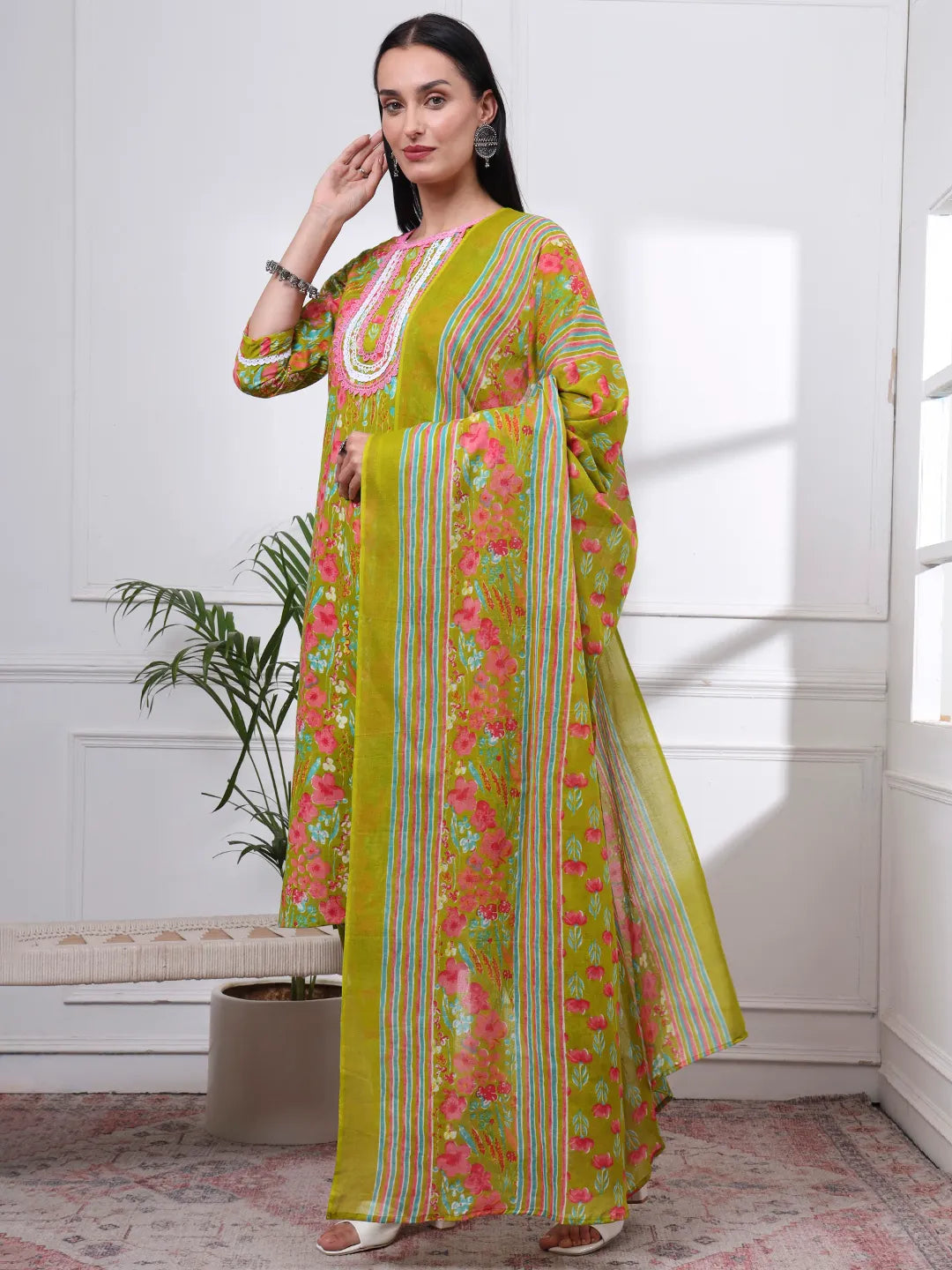 Green Floral Print Straight Kurta Trouser Dupatta Set