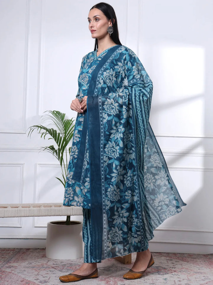 Blue Pure Cotton Floral Print Kantha Work Straight Kurta Pant Set