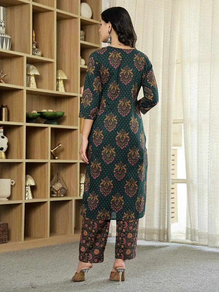 Green Pure Cotton Ethnic Motifs Kantha Work Kurta Dupatta Pant Set