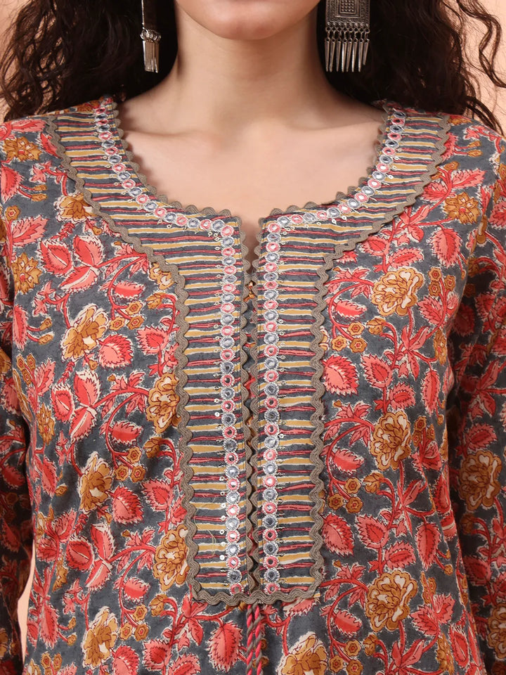 Grey Pure Cotton Mirror Work Kurta Dupatta Pant Set