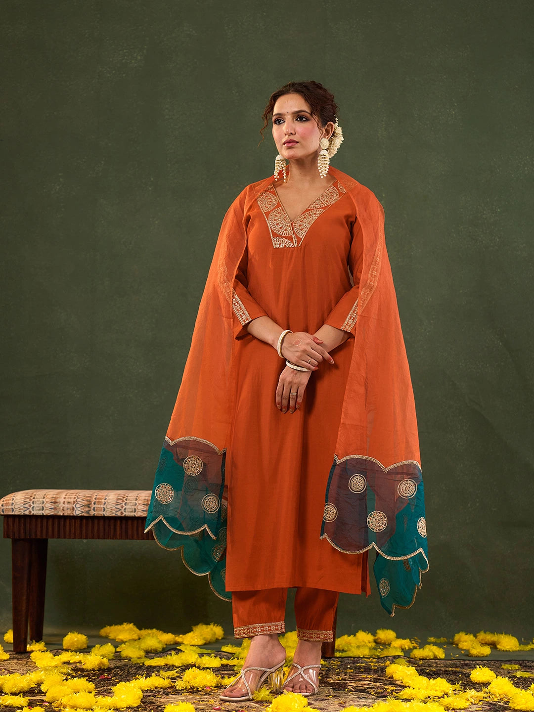 Orange Silk Blend Kurta Set With Embroidery