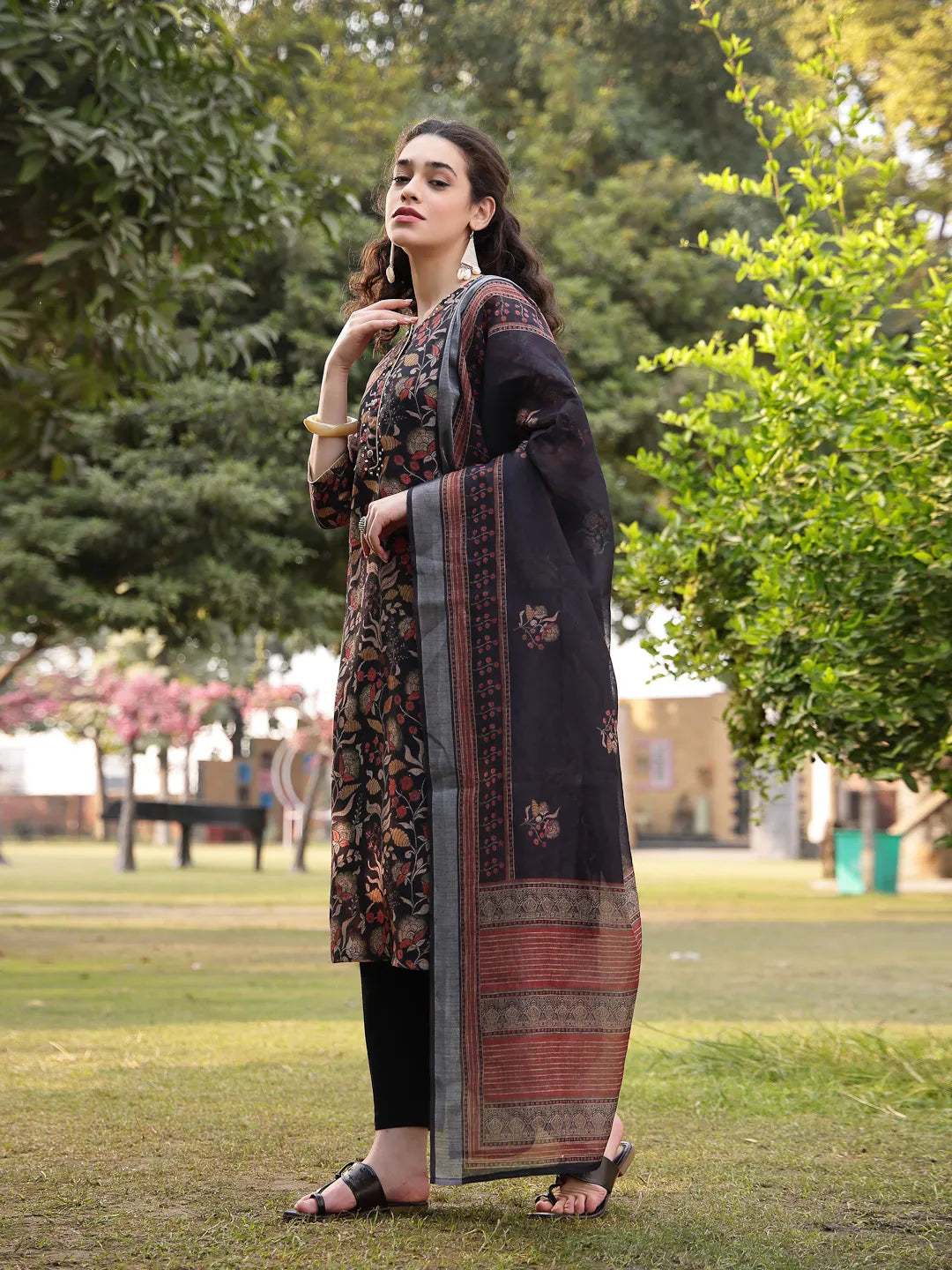 Black Floral Print Lilen A Line Have A Lining Kurta Trouser Dupatta Set