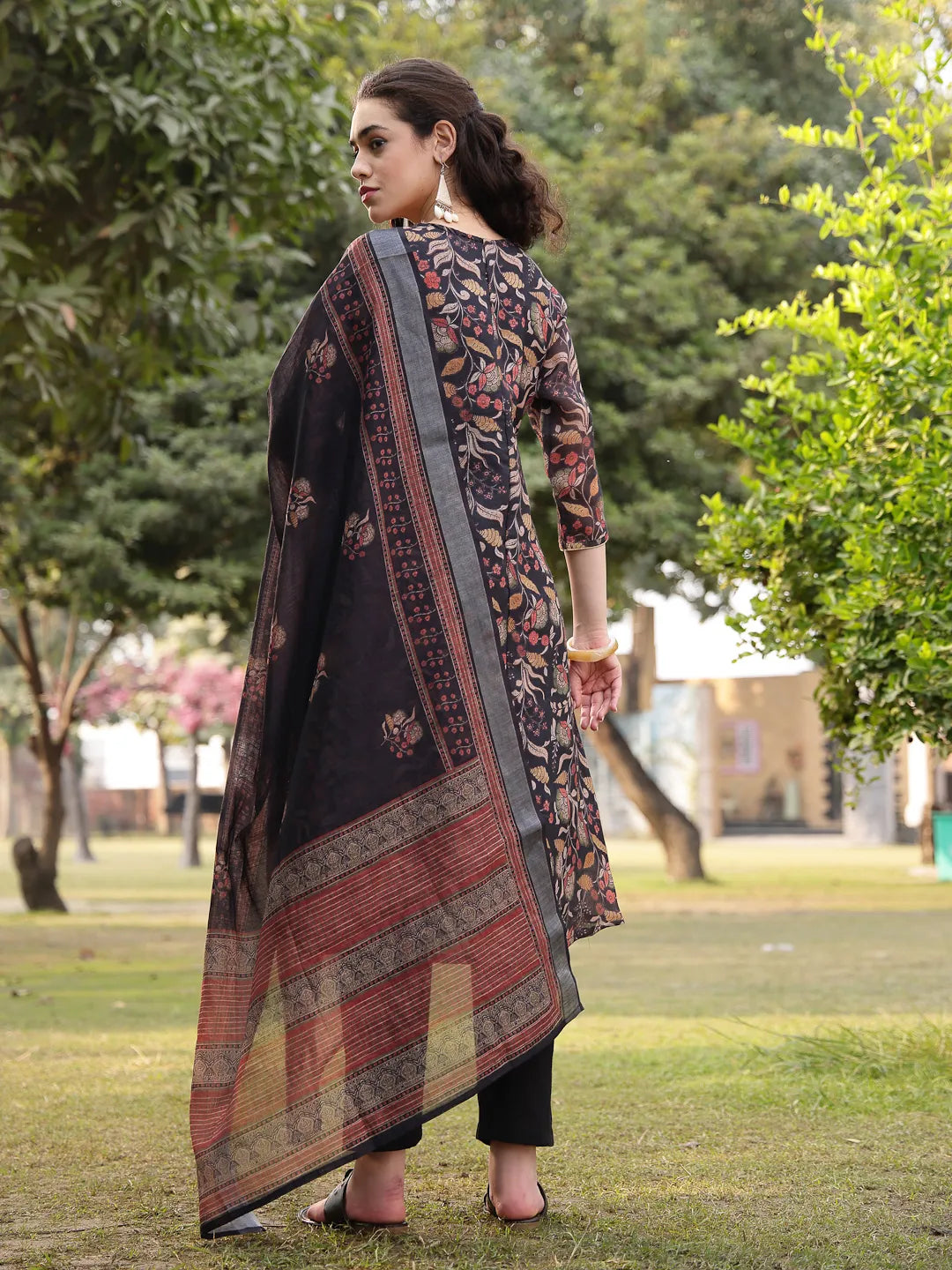 Black Floral Print Lilen A Line Have A Lining Kurta Trouser Dupatta Set
