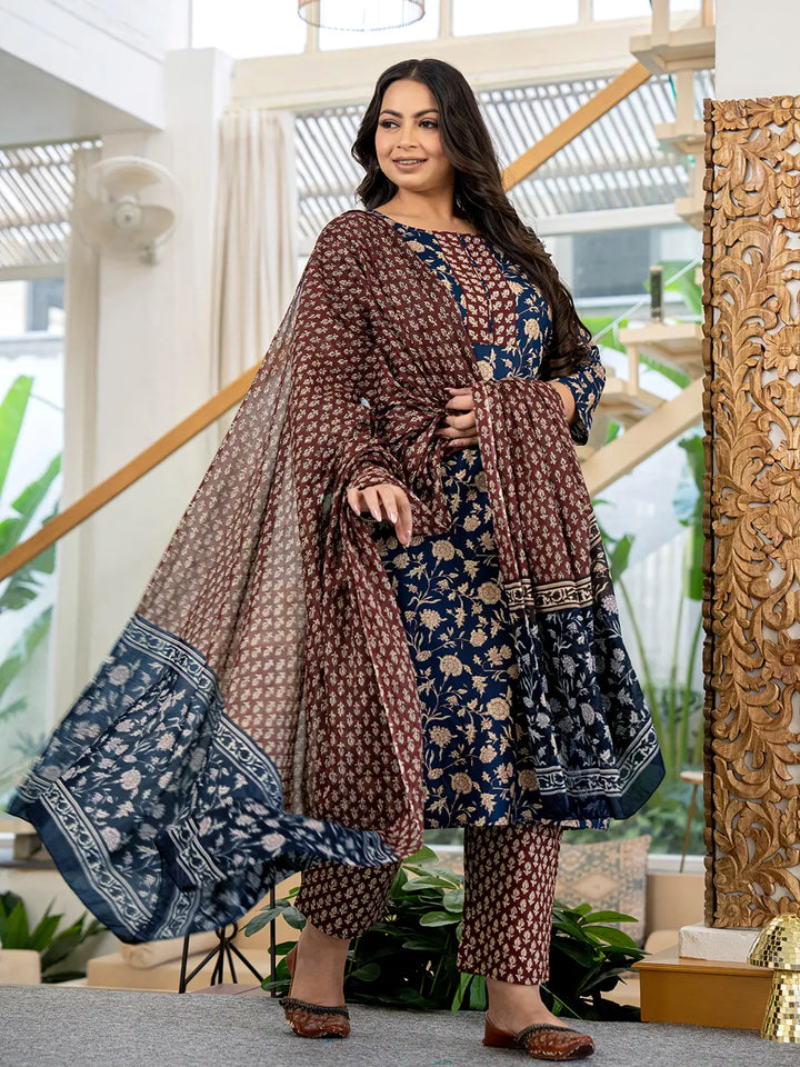 Piping On Yoke Floral Print Blue Cotton Plus Size Kurta Set With Dupatta Set