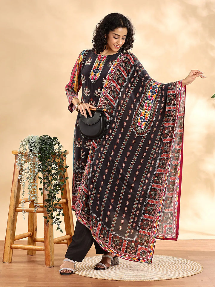 Black Silk Crepe Cutdana_Work Straight Kurta Dupatta Pant Set