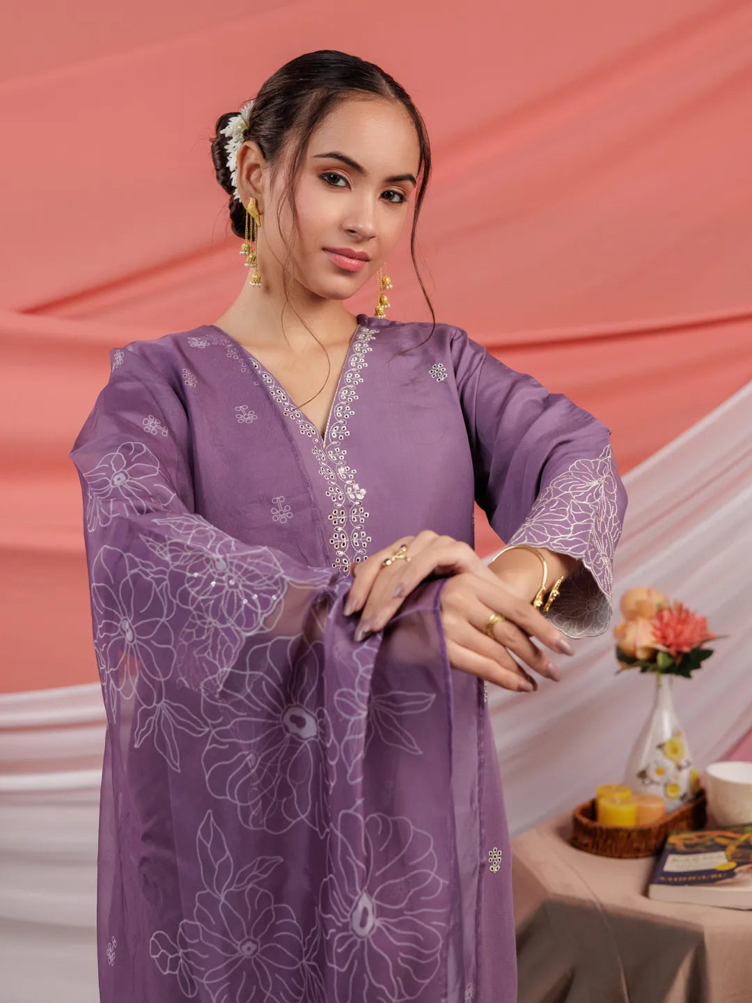 Lavender Embroidered Silk Blend Straight Kurta Dupatta Pant Set-Yufta Store-7123SKDLVS