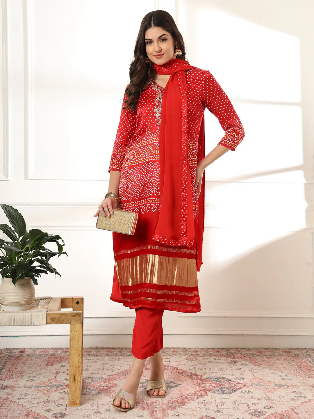 Red Silk Zari_Work Kurta Dupatta Pant Set