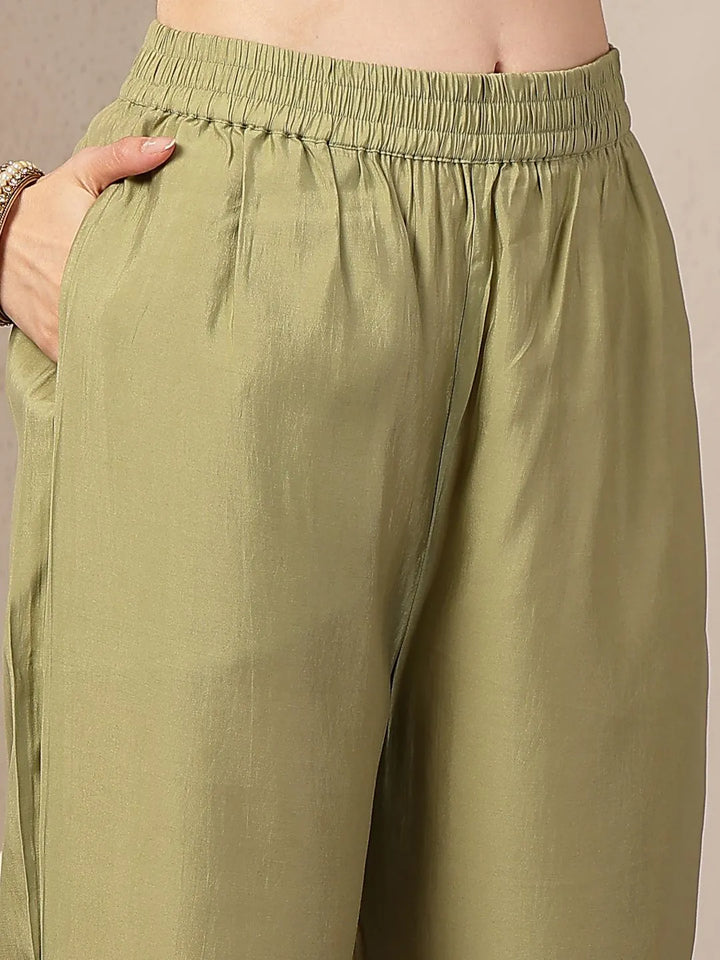 Green Chanderi Silk Floral Straight Kurta Trouser Dupatta Set