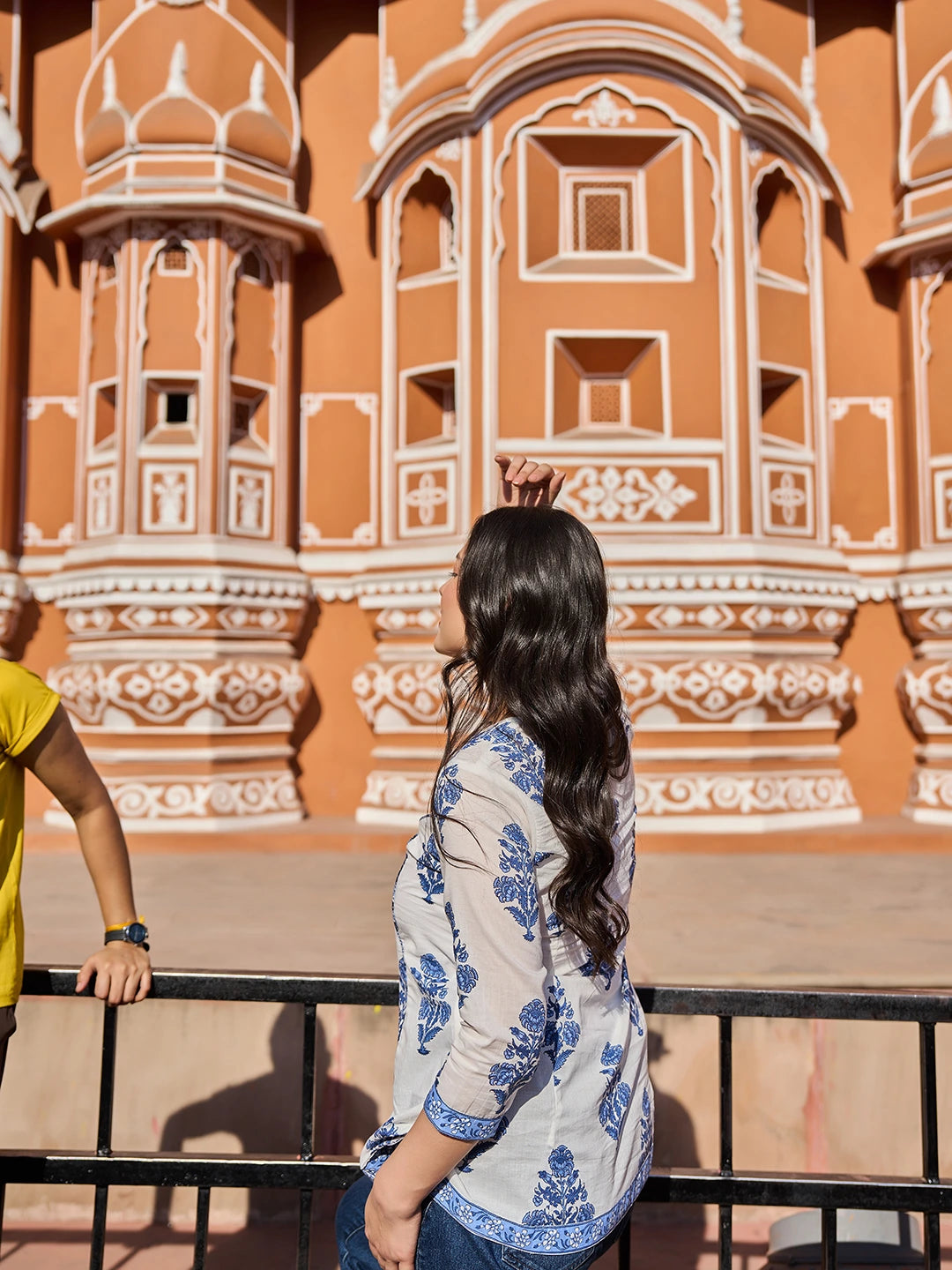 White Piping A-Line Design Peplum Top