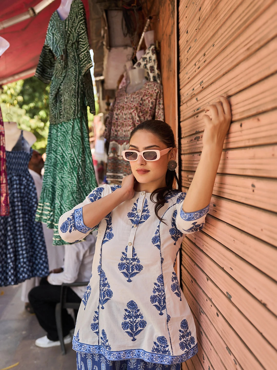 White Piping A-Line Design Peplum Top