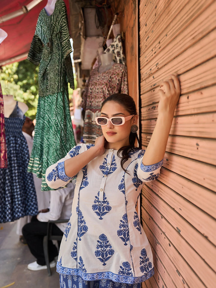 White Piping A-Line Design Peplum Top