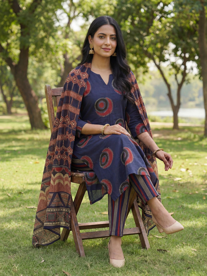 Navy Blue Straight Ethnic Motifs Print Kurta Trouser Dupatta Set