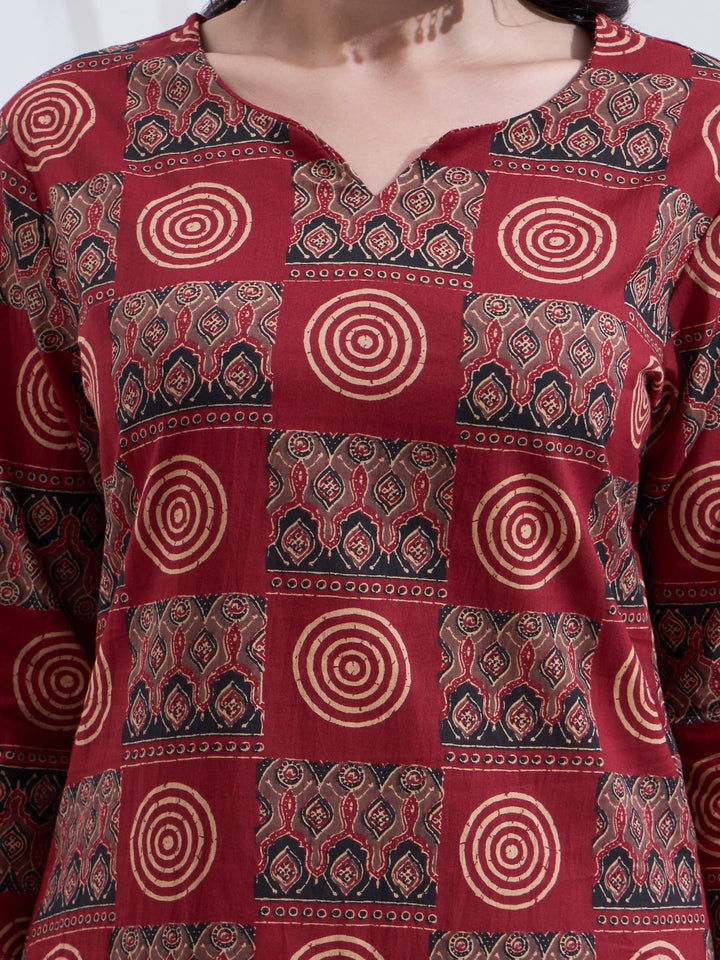 Maroon Cotton Straight Kurta Pant Dupatta Set