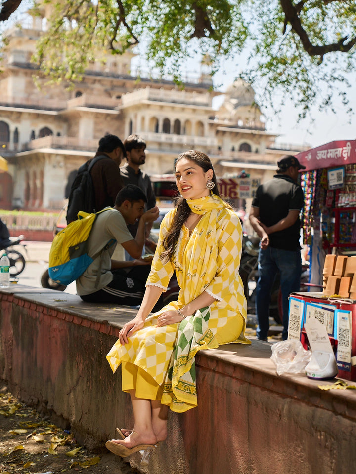 Yellow Floral Straight Thared Work Kurta Trouser Dupatta Set