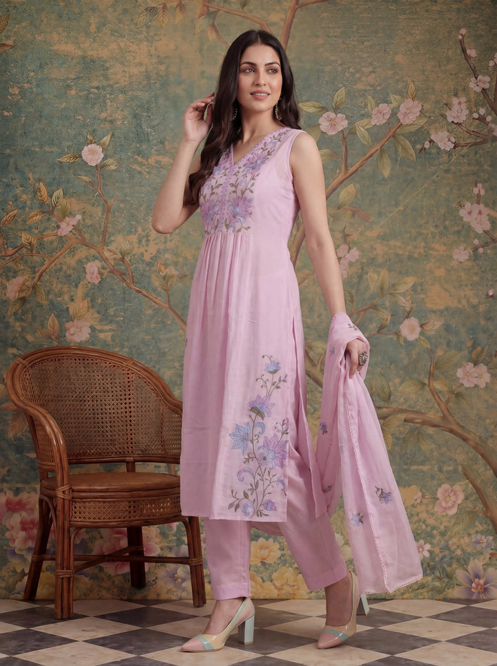Pink Mull Chanderi Have A Lining Pleated Kurta Dupatta Pant Set