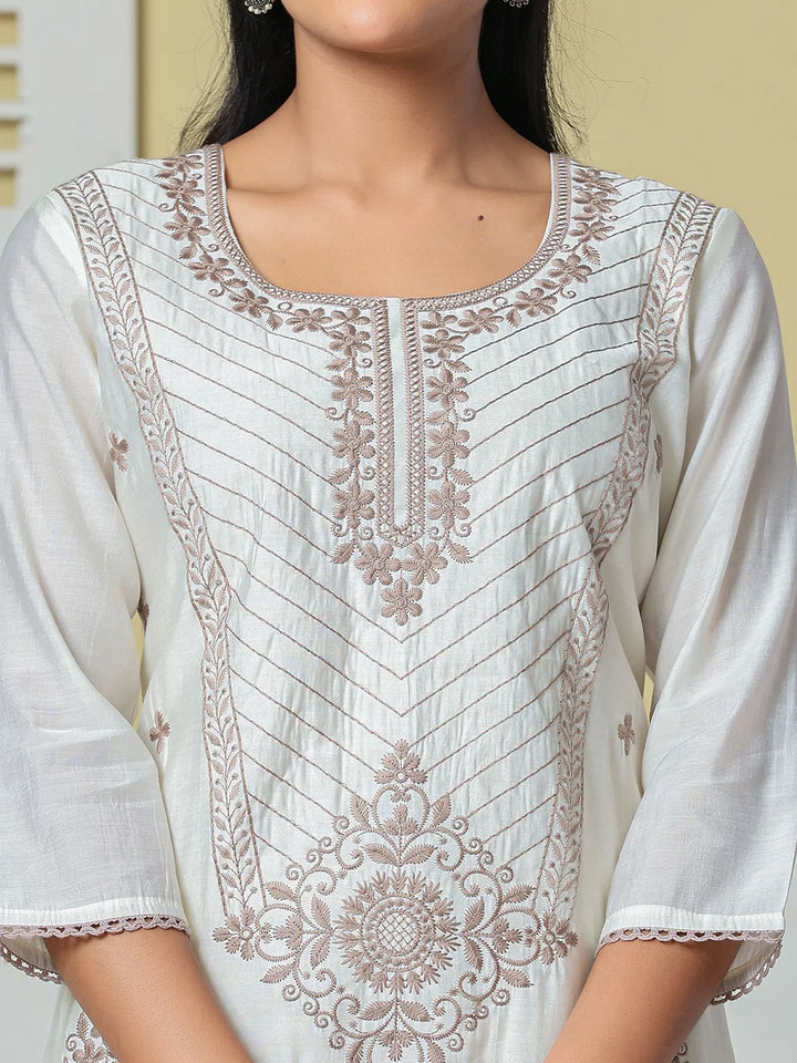 Off White Roman Silk Embroidery Straight Lining Kurta Pant Dupatta Set