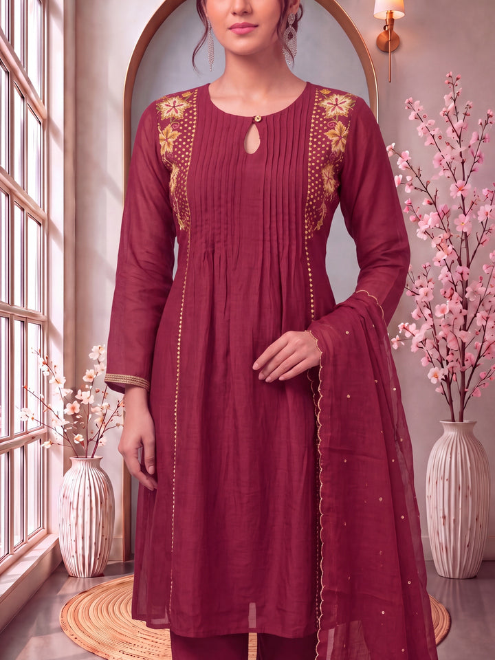 Red Mul Chanderi Pintuck Pleated Kurta Pant Dupatta Set