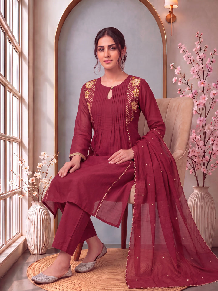 Red Mul Chanderi Pintuck Pleated Kurta Pant Dupatta Set