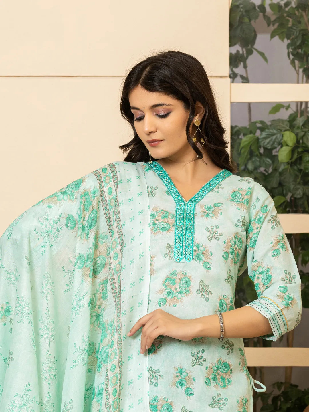 green kurta dupatta pant setoffline_sku-81-Yufta Store-A233SKDGR