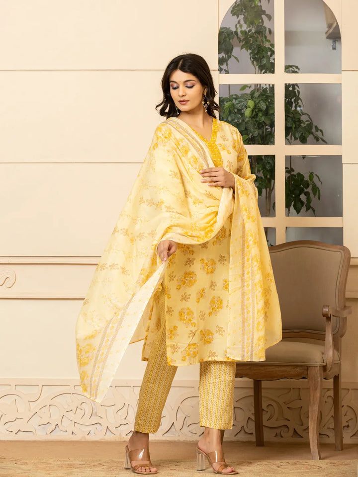 yellow kurta dupatta pant setoffline_sku-83-Yufta Store-A233SKDYL