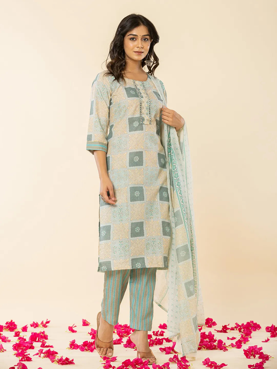 olive kurta dupatta pant setoffline_sku-86-Yufta Store-A234SKDOL