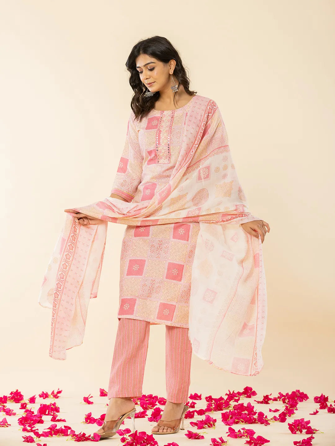 n pink kurta dupatta pant setoffline_sku-85-Yufta Store-A234SKDPK