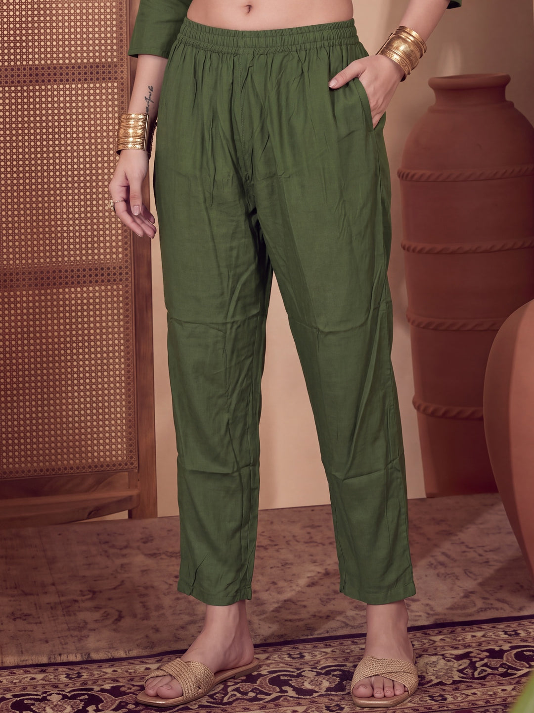 Poly Muslim Green Kurta Dupatta Pant Set