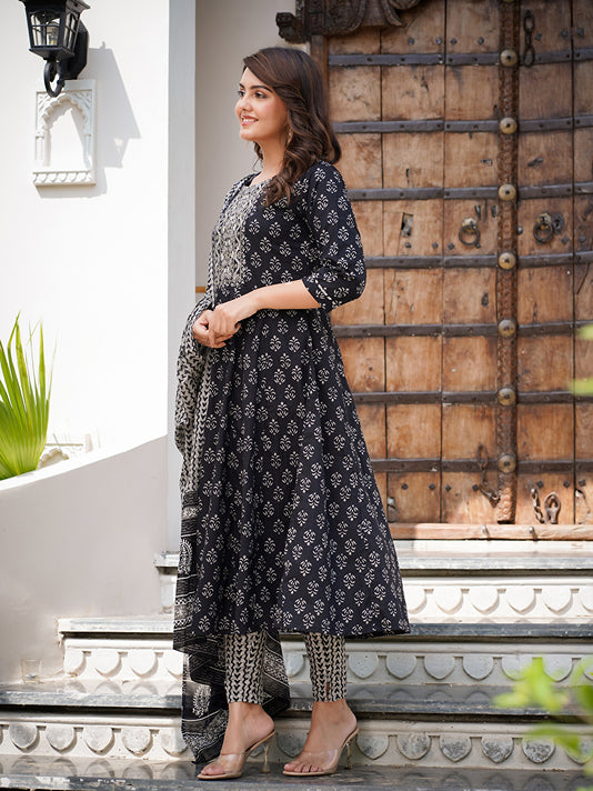 Black Ethnic Motifs Printed Regular Pure Cotton Kurta with Trousers & With Dupatta-Yufta Store-1624SKDBKS