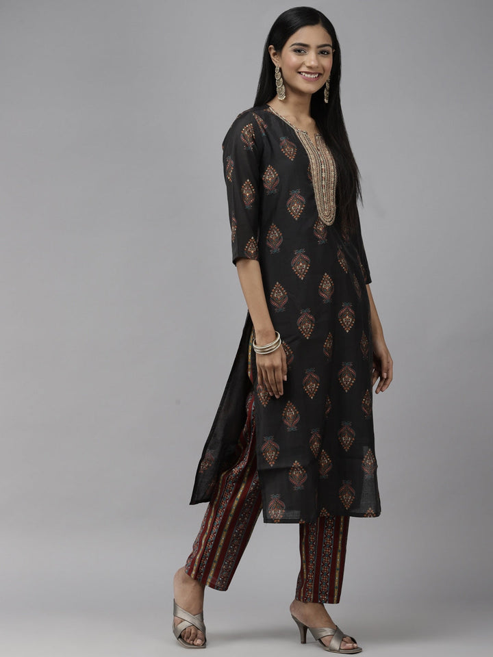 Black Ethnic Yoke Design Dupatta Set-Yufta Store-2303SKDBKS