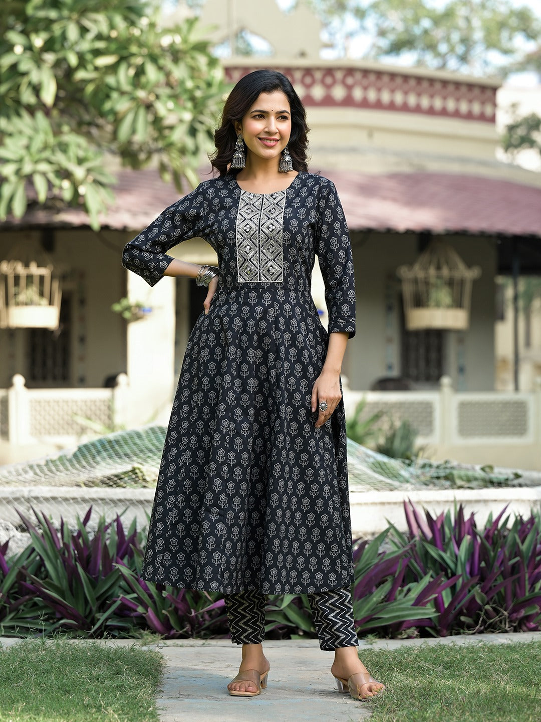 Black Floral,Sequins_Work Kurta Trouser with Dupatta Set-Yufta Store-1822SKDBKS