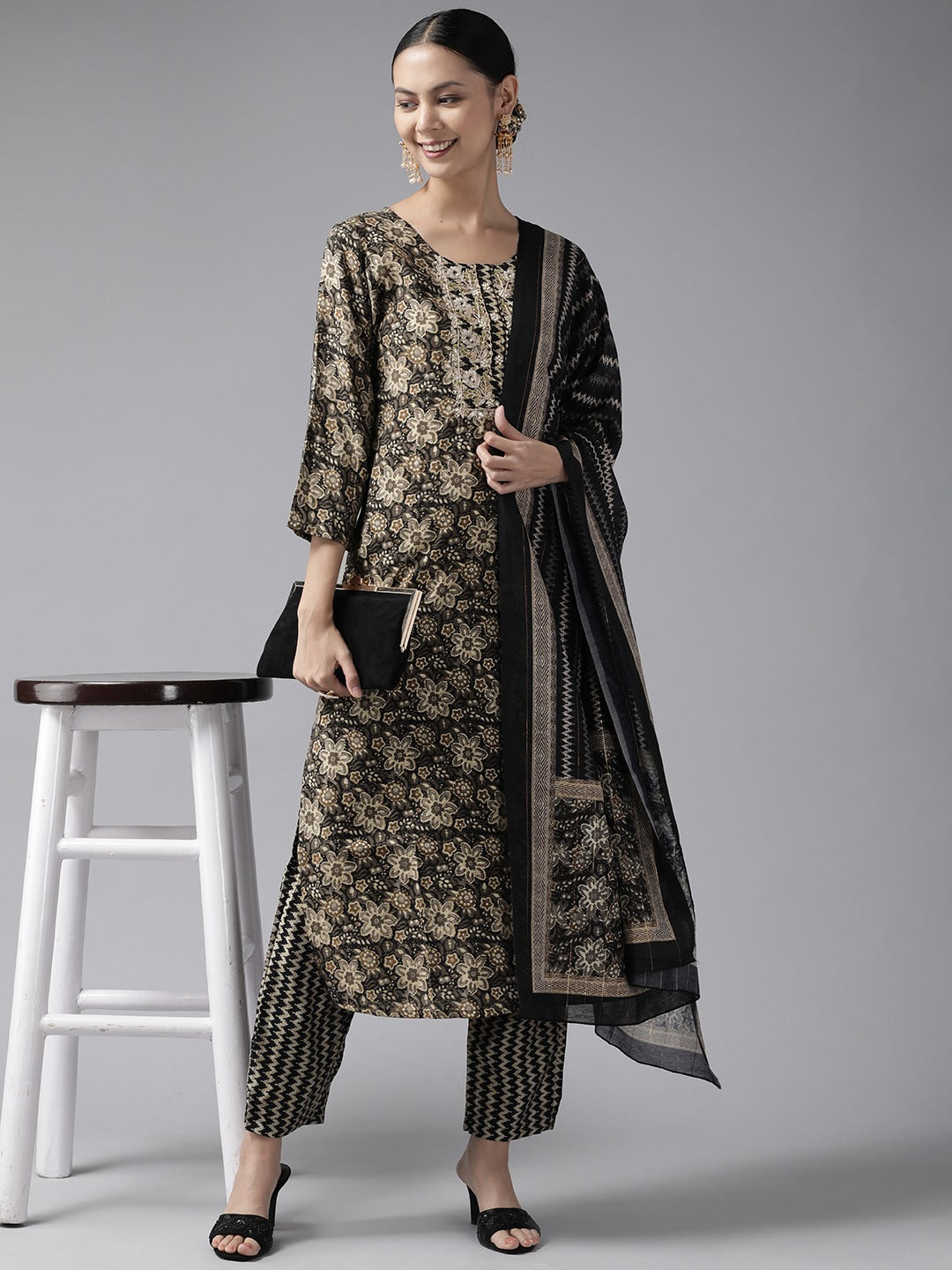 Black Gotta Patti Dupatta Set-Yufta Store-9998SKDBKS