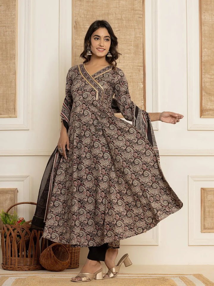 Black Paisley Print Anarkali Style Kurta And Trousers With Dupatta Set-Yufta Store-6954SKDBKS