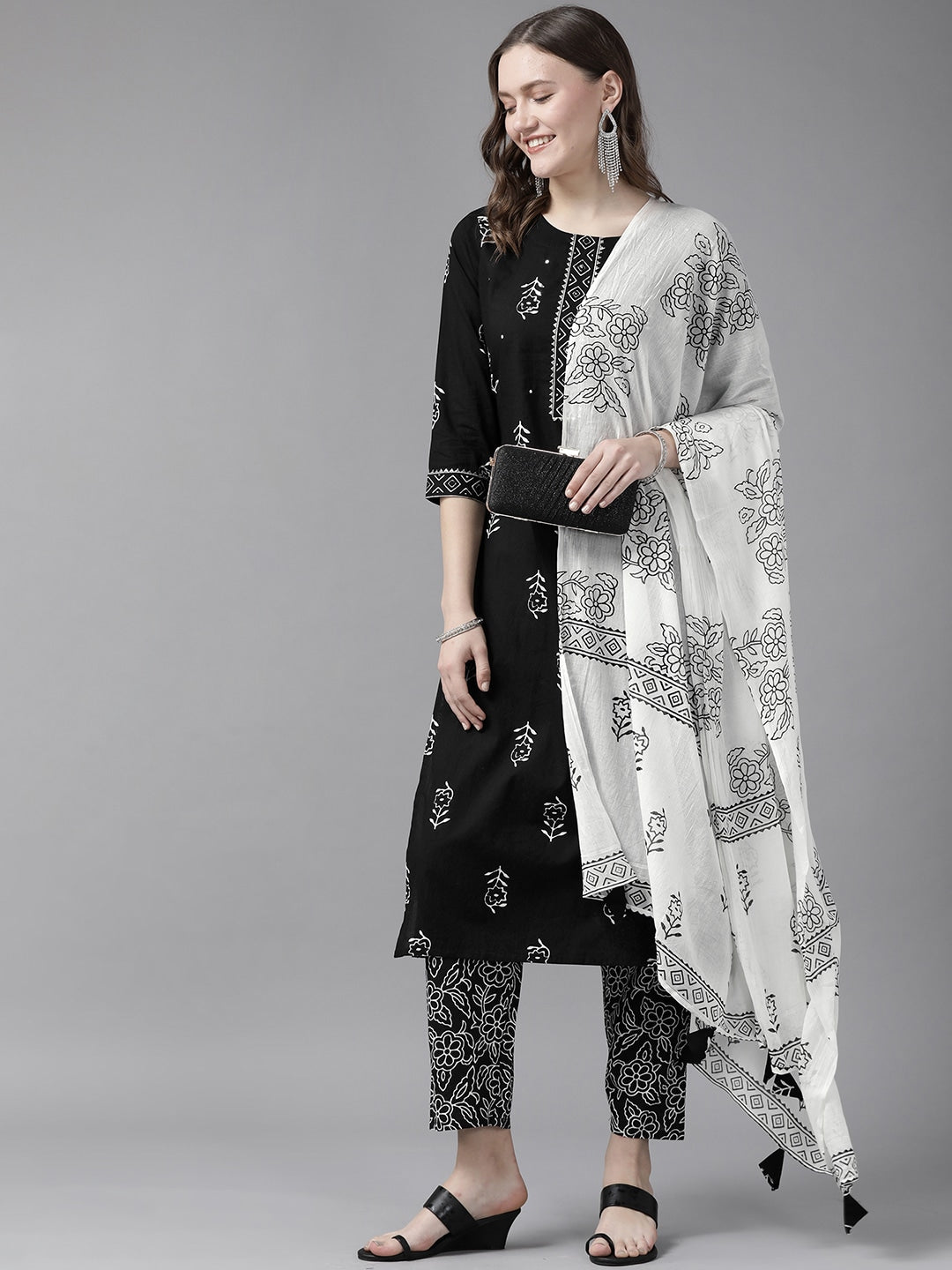 Black & White Printed Dupatta Set-Yufta Store-9398SKDBKS