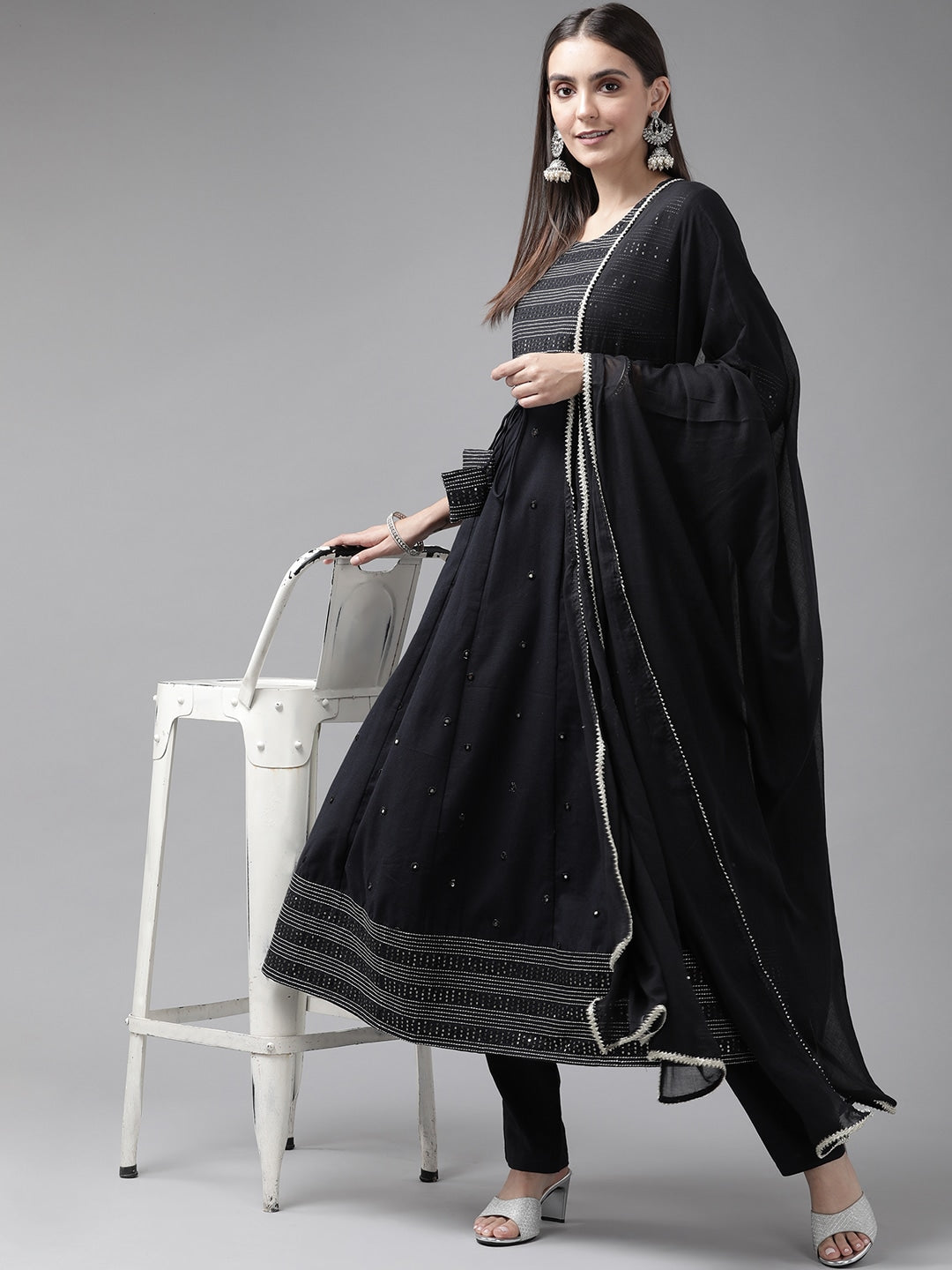 Black Yoke Design Sequinned Dupatta Set-Yufta Store-2172SKDBKM