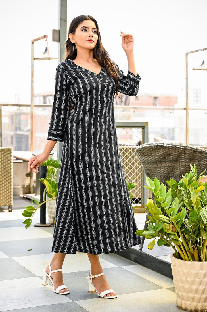 Black and White A-Line Kurta-Yufta Store-7880KURBKS